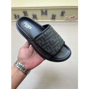 펜디 남자 슬리퍼