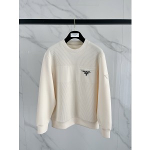 프라다 남자 맨투맨