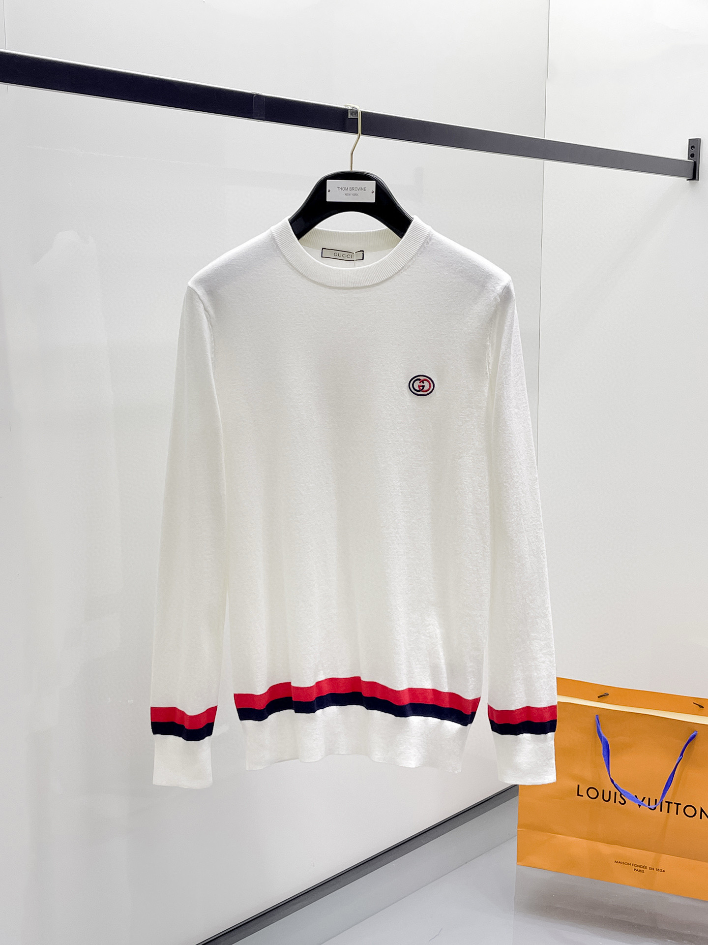 구찌 남자 니트